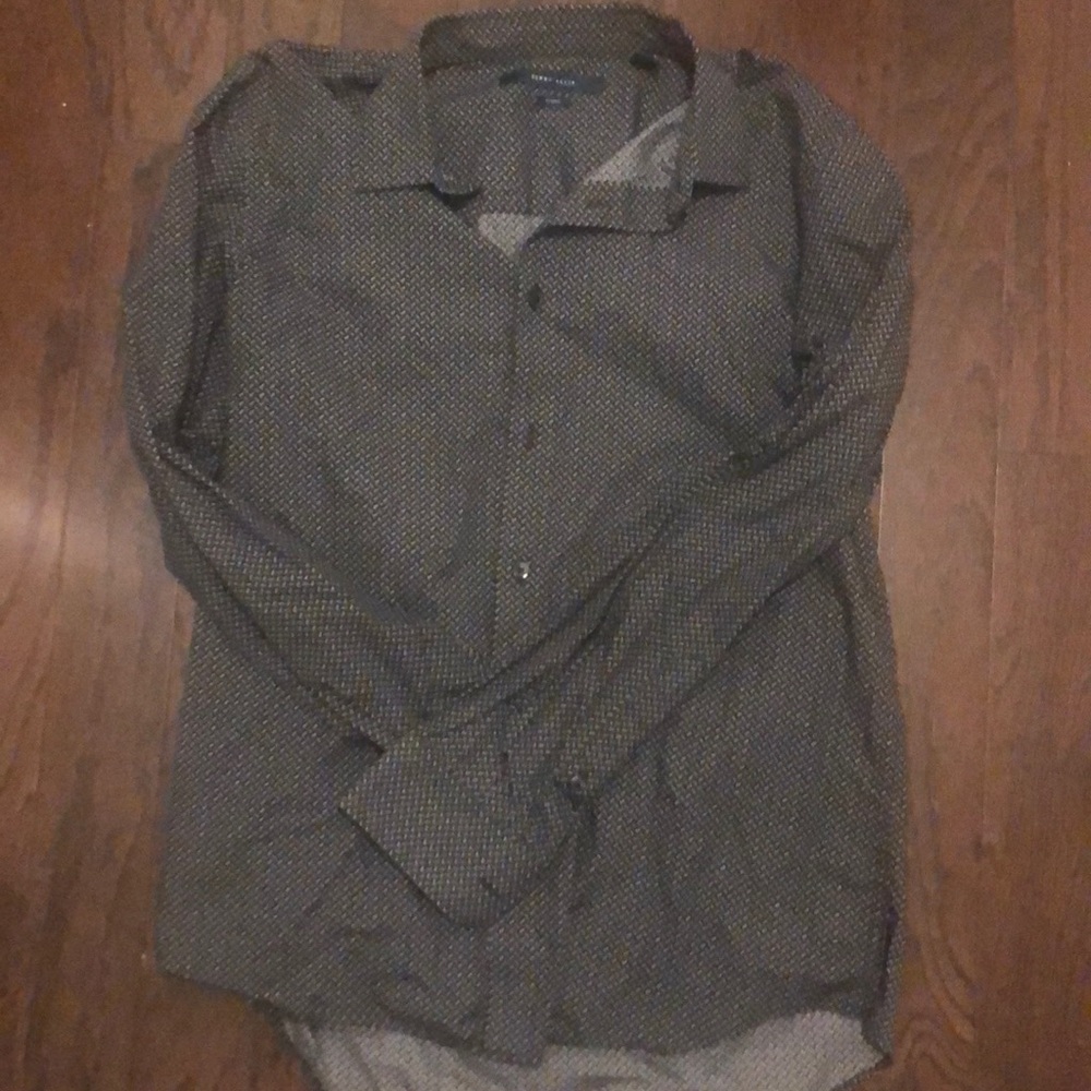 Men’s Perry Ellis slim fit shirt